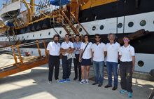 Andrea Pendibene e Giovanna Valsecchi insegnano la vela a Cala de’ Medici