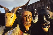 Carnevale in Sardegna con le “navi gialle”