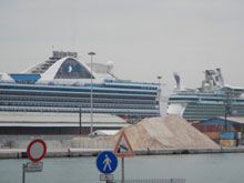 La Cilp esce dalla Calata Orlando e il TCO rivendica la sponda Est