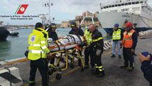 Antincendio a Porto Empedocle: esercitazione su un motopesca