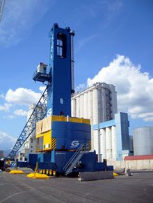 Italiana Coke nel terminal TAFS con una nuova gru Gottwald