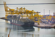 “MSC Luciana” record a Trieste