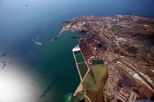 Enrico Rossi tra il caso Piombino e le sculacciate a Livorno