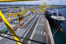 TMT potenzia e allunga il Molo VII accoglierà navi fino a 14 mila teu