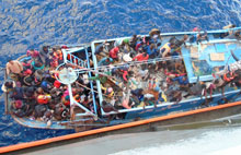Jolly Quarzo soccorre i migranti