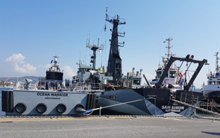 Al Molo Italia di La Spezia ormeggiate due navi di Sea Shepard