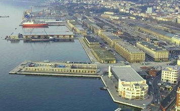 Trieste-porto-vecchio