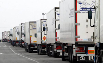 camion-in-fila