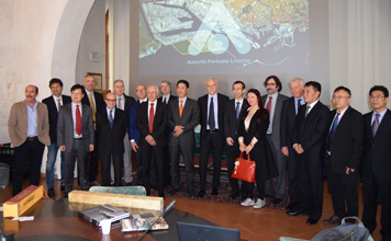 delegazione-cinese-a-Livorno-gruppo