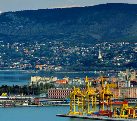 trieste-porto450x400