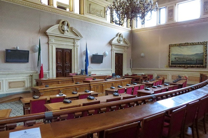AULA CONS COMUNALE COMUNE LIVORNO