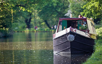 Boataround_Houseboat