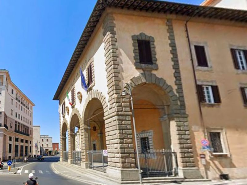 CAMERA-COMMERCIO-LIVORNO-svw3