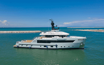 Cantiere-delle-Marche_Flexplorer_MY-Aurelia