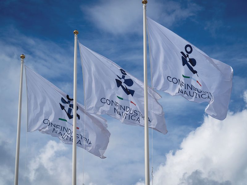 Confindustria-Nautica-bandiere1000