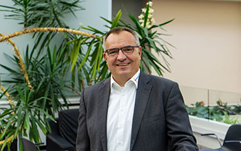 Dechant-Holger—CEO-Universal-Transport