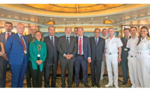 “Disney Magic” a Genova con lo scambio dei crest