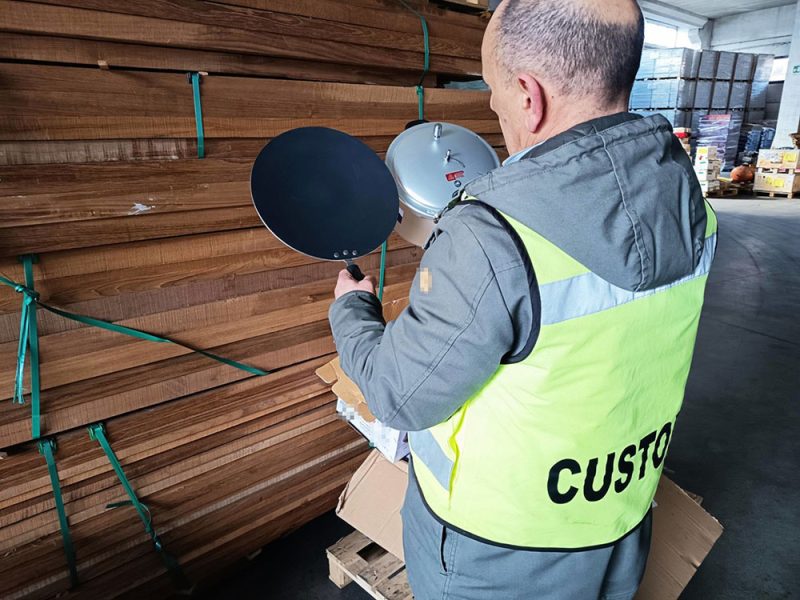 Dogane-Pentole-Padelle-Livorno-1