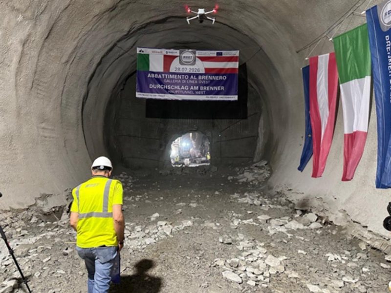 Galleria di Base del Brennero – cade l’ultimo diaframma del tunnel principale zbrp1 foto UspDip Mobilità
