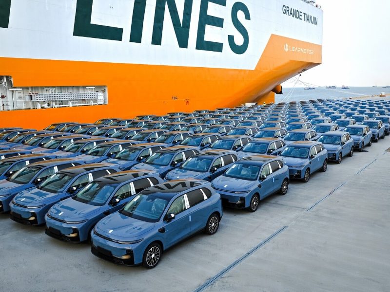 Grimaldi trasporta in Europa le auto nate dall’alleanza fra Stellantis e i cinesi di Leapmotor com2