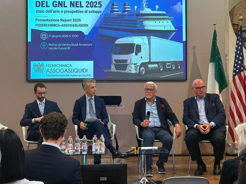 La-presentazione-del-dossier-realizzato-da-Bip-per-Assogasliquidi-sul-mercato-del-Gnl-com2