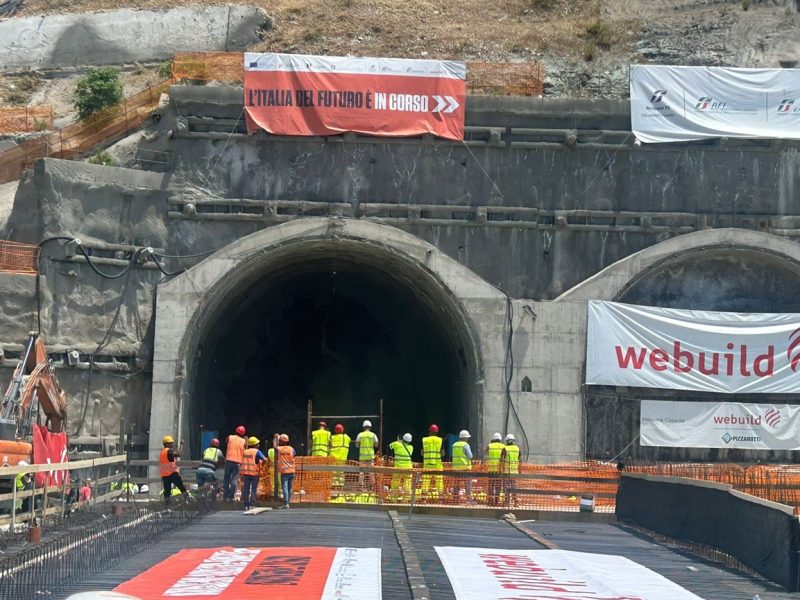 Lavori Fs sulla linea Palermo-Catania-Messina – la Galleria Scaletta com1