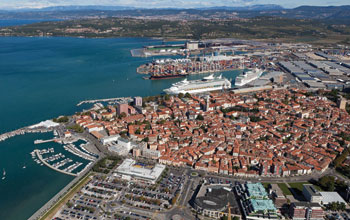 Luka-Koper