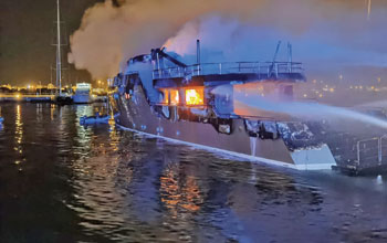 NAVE-IN-FIAMME