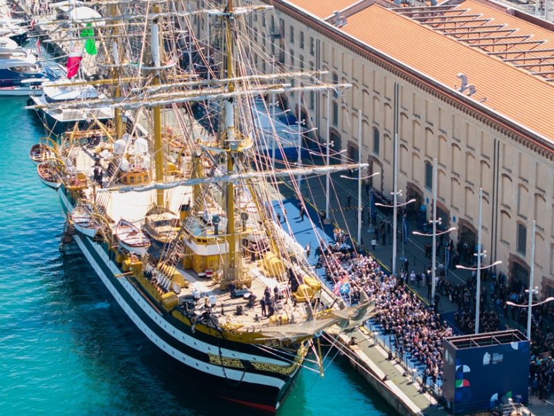Nave Amerigo Vespucci a Genova – giorno della partenza per il Tour Mondiale Campagna in Nord America 2026 (1)