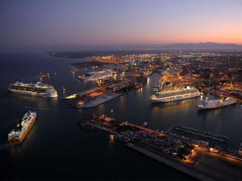Porto-di-Livorno-crociere1000