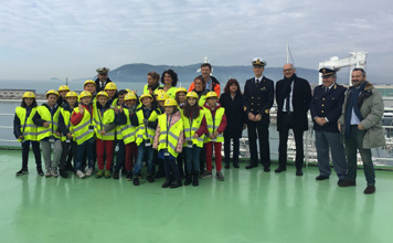 PortoLab-Marina-di-Carrara-nave-gruppo