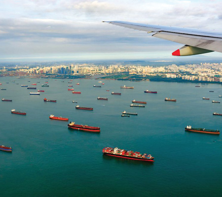 SINGAPORE-Navi-all’ancora450x400