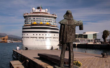 Una-nave-Costa-a-Savona
