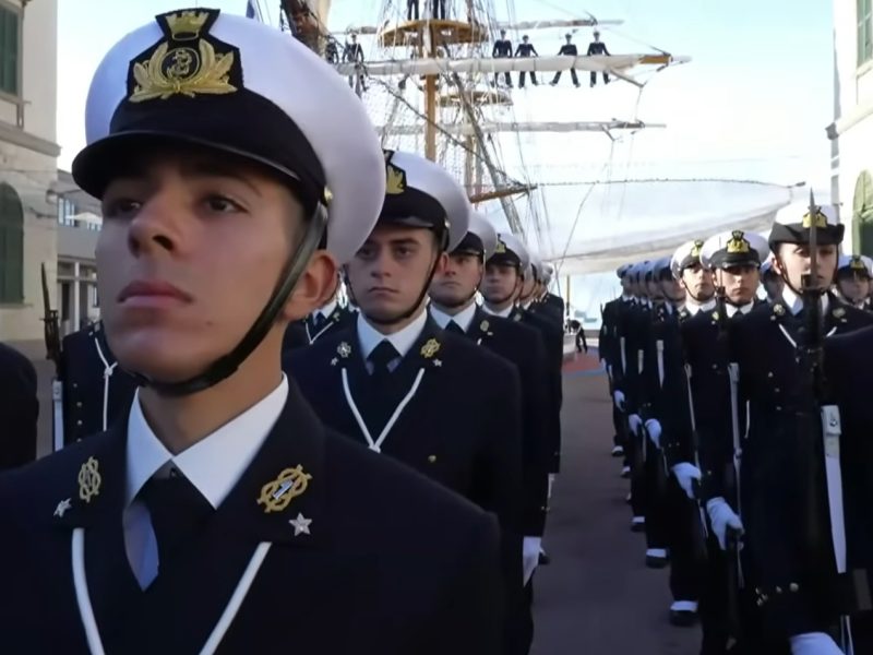 accademia navale il giuramento degli allievi ymm2