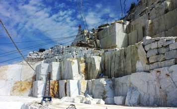cave-di-marmo-carrara