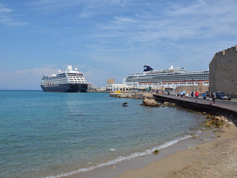 civitavecchia-porto-di-rodi