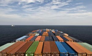 Arrivano le MegaMax containerships ma con scelte diverse per il carburante