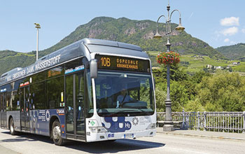csm_Wasserstoffbus_Bozen_Talferbruecke