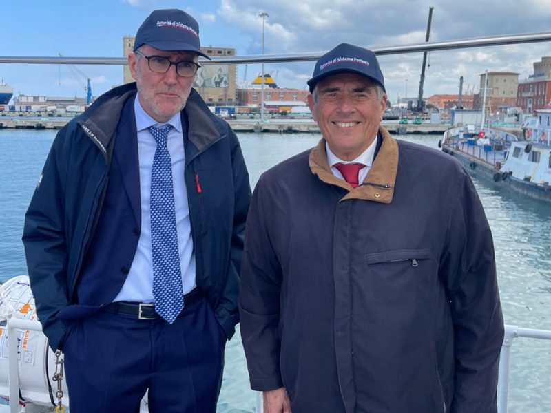 da-sinistra-Davide-Garuglio-presidente-Authority-livorno-e-Roberto-Petri-presidente-Assoporti-com1