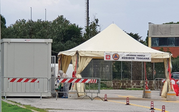 foto-Livorno-Tenda-Protezione-Civile