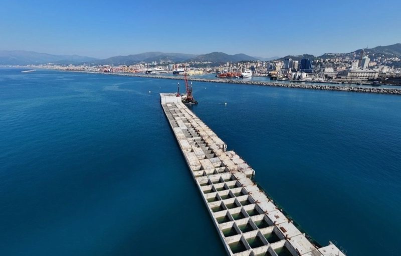 genova-com