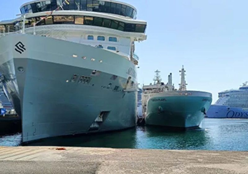 il-rifornimento-di-gnl-da-nave-a-nave-nel-porto-di-Civitavecchia-1sicom1