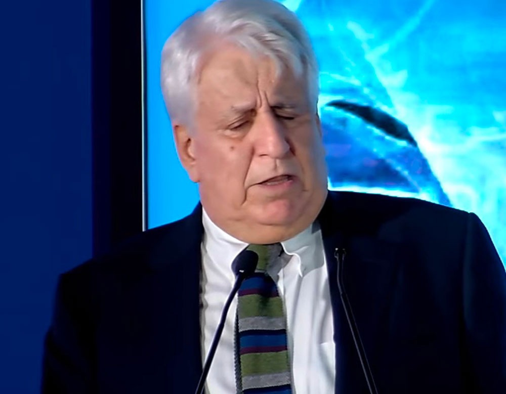 Incontro con Luigi Manconi: in “La scomparsa dei colori” racconta come sta perdendo la vista