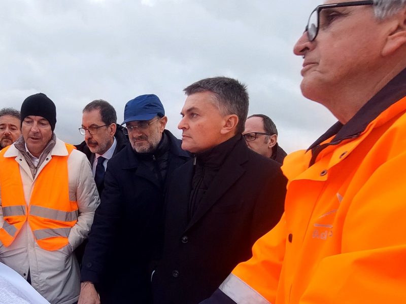 prefetto-sopralluogo-darsenaeuropa-feb2025mz