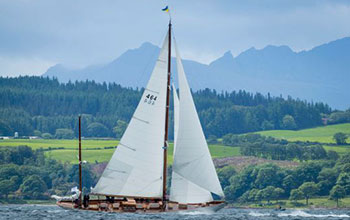 regata-di-traditional-sailors-william-fife-regata-a-cinque-7