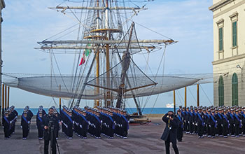 schieramento-Accademia-Navale
