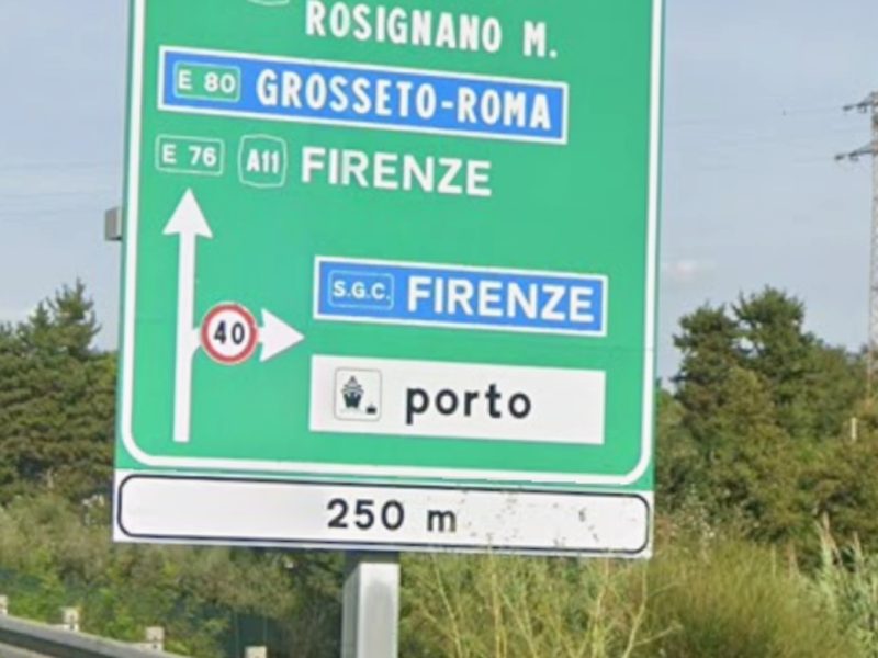 segnale stradale per la svolta verso la Fi-Pi-Li