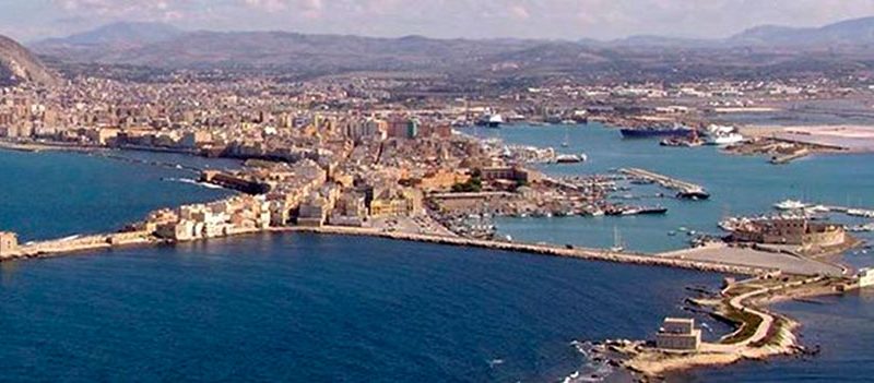 trapani-il-porto-e-la-citta-com1