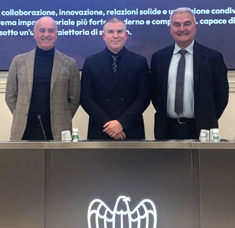 Comitato Piccola Industria Confind TCC Andrea Mortini al centro fra presidenti uscenti Nedo Bertini e Franco Resti