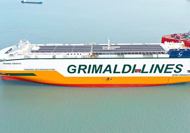 Grande-Oriente,-nave-portaveicoli-della-compagnia-Grimaldi